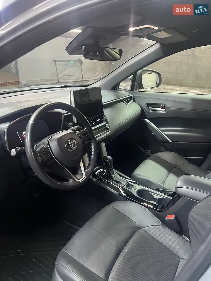 Toyota Corolla Cross 2024 photo 3