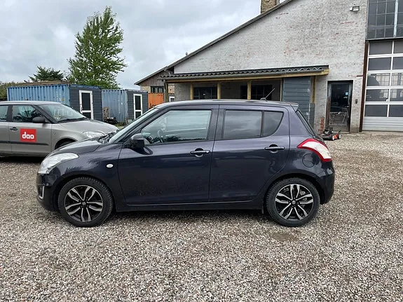 Suzuki Swift 2015 photo 3