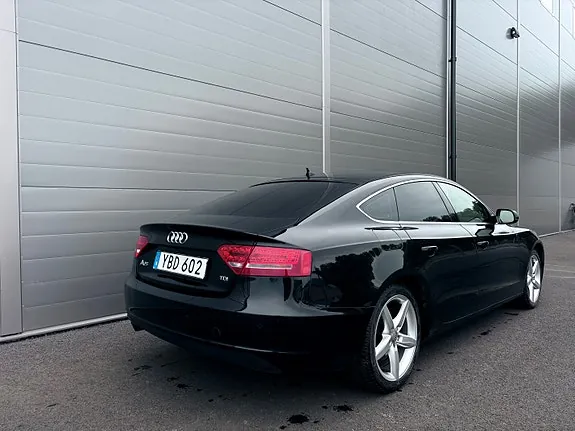 Audi A5 2011 photo 3