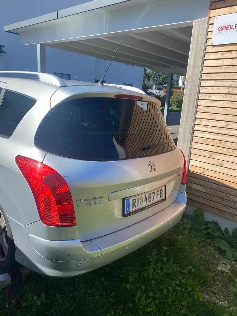 Peugeot 308 2012 photo 3