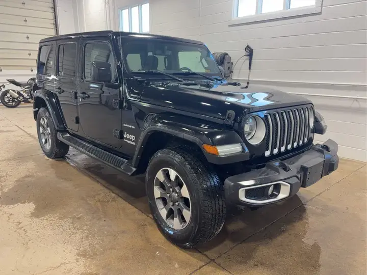 Jeep Wrangler 2022 photo 3