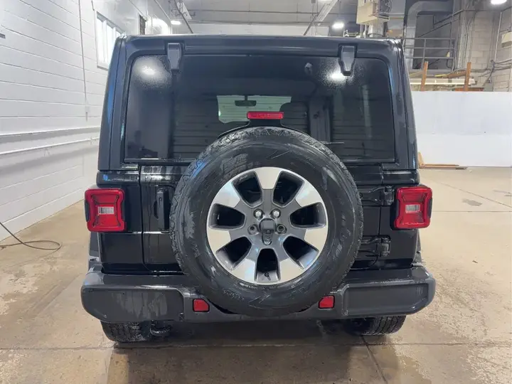 Jeep Wrangler 2022 photo 5