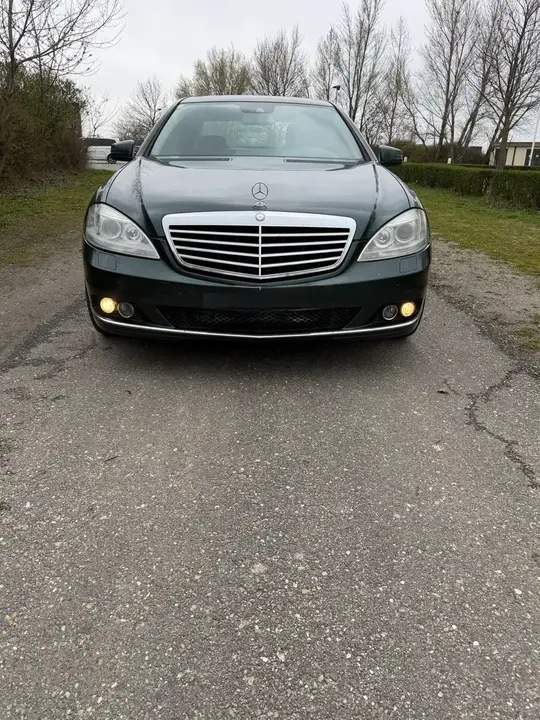 Mercedes-Benz S-Class 2010 photo 3