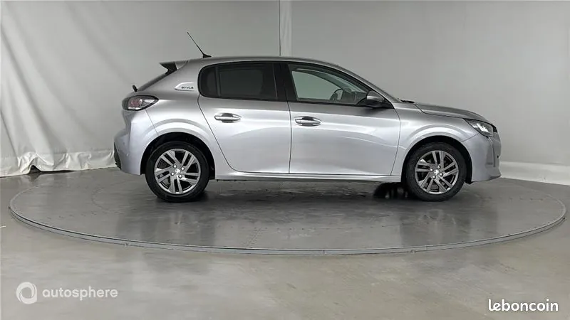 Peugeot 208 2021 photo 4