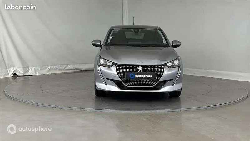 Peugeot 208 2021 photo 2