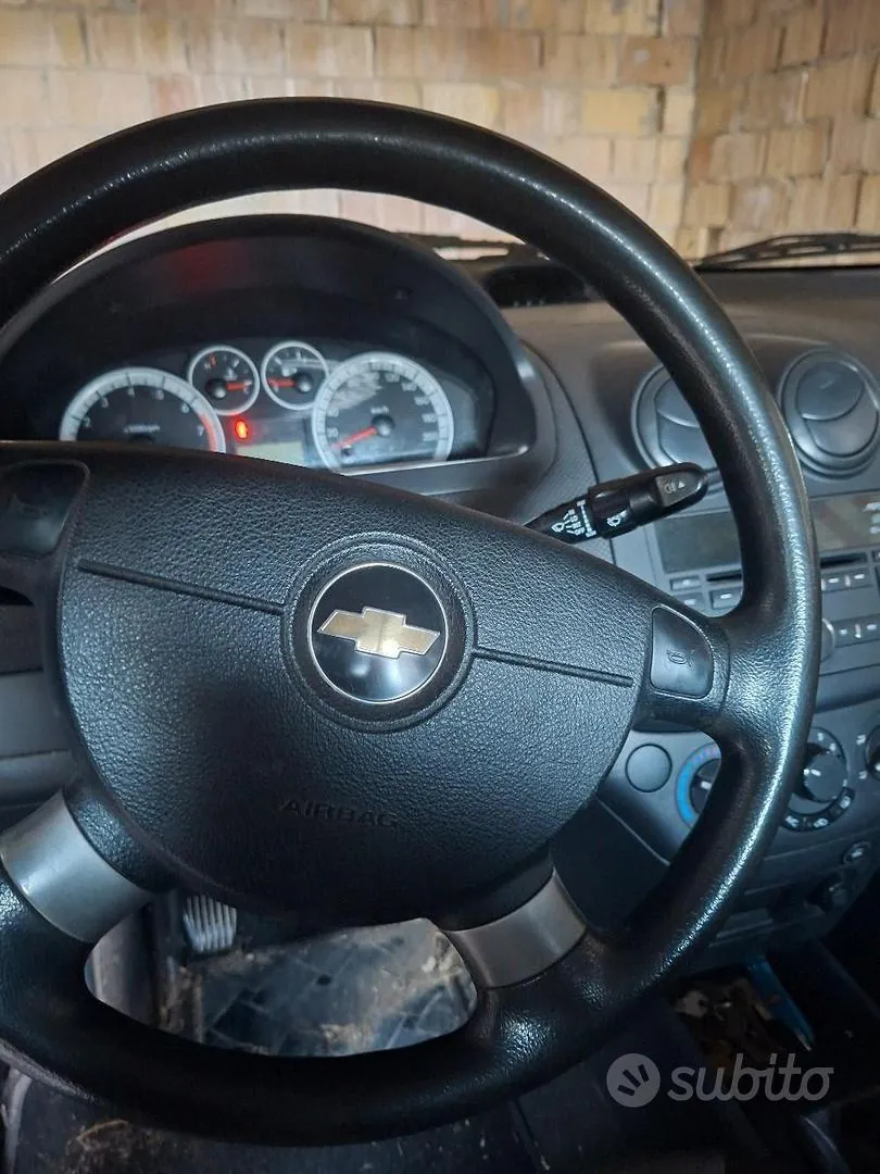 Chevrolet Aveo 2008 photo 3