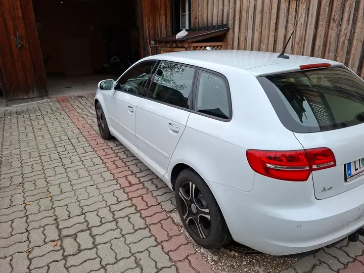 Audi A3 2013 photo 2