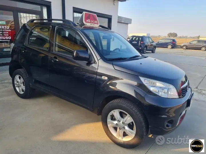 Daihatsu Terios 2010 photo 3