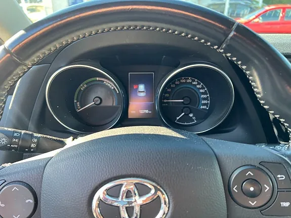 Toyota Auris 2018 photo 5