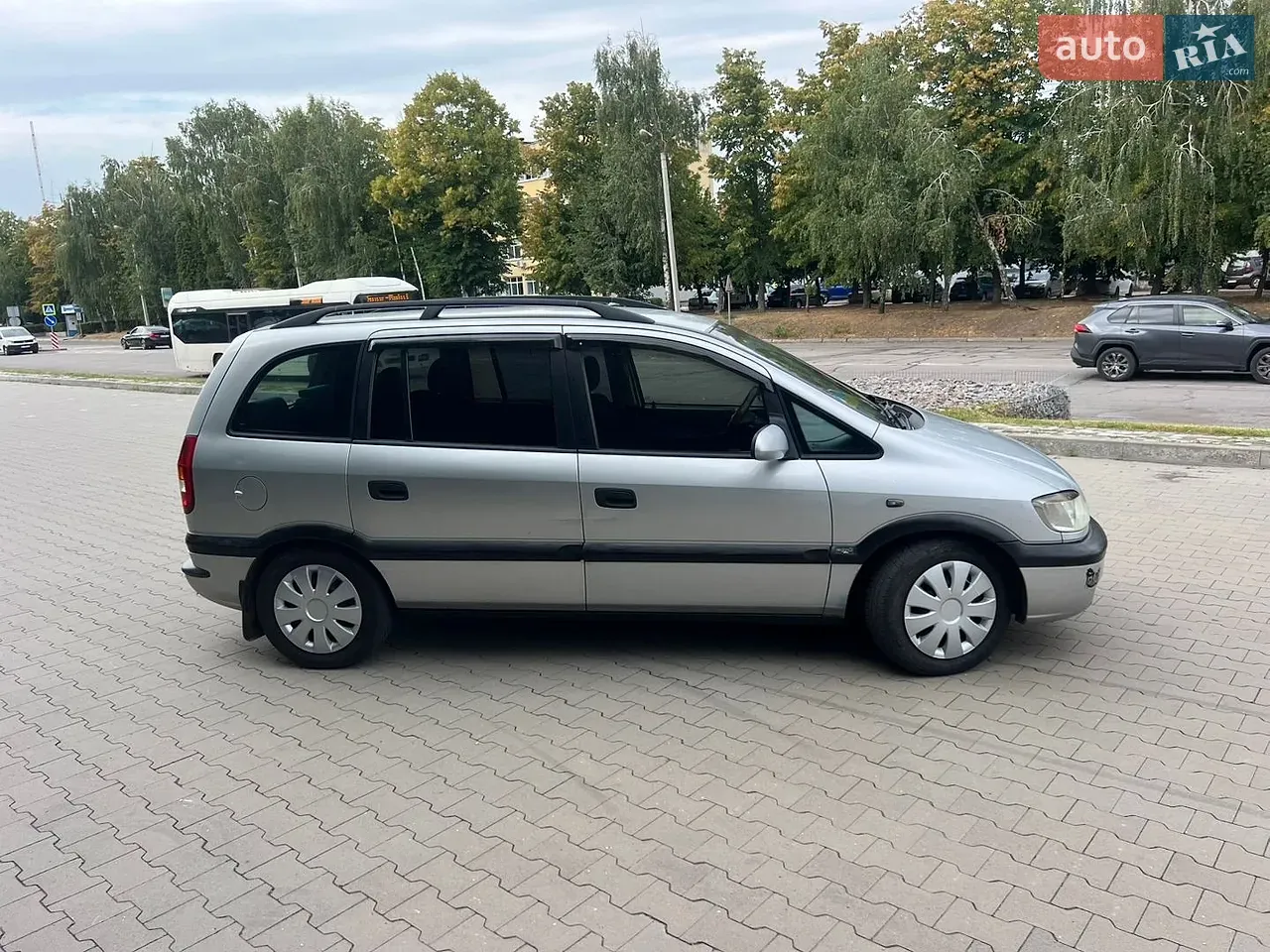 Opel Zafira 2000 photo 3