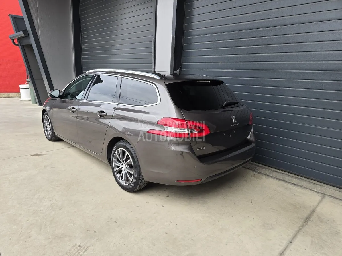 Peugeot 308 2015 photo 3