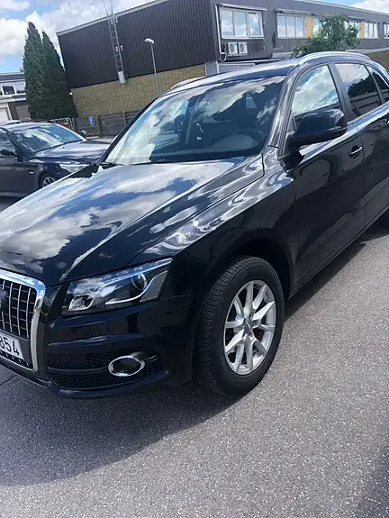 Audi Q5 2011 photo 2