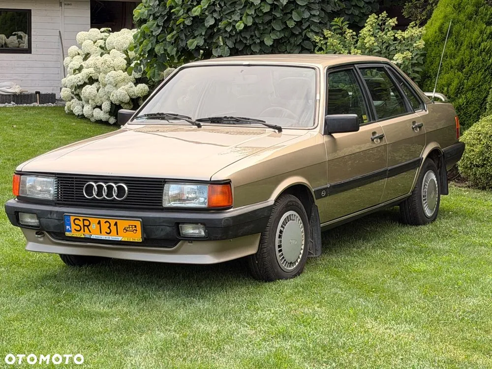 Audi 80