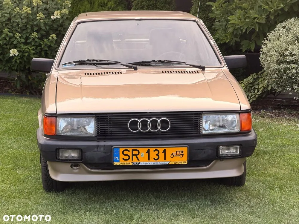Audi 80 1984 photo 2