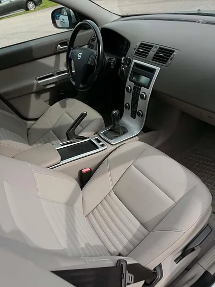 Volvo V50 2011 photo 5
