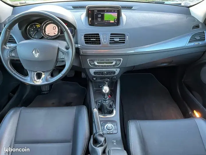 Renault Megane 2015 photo 3
