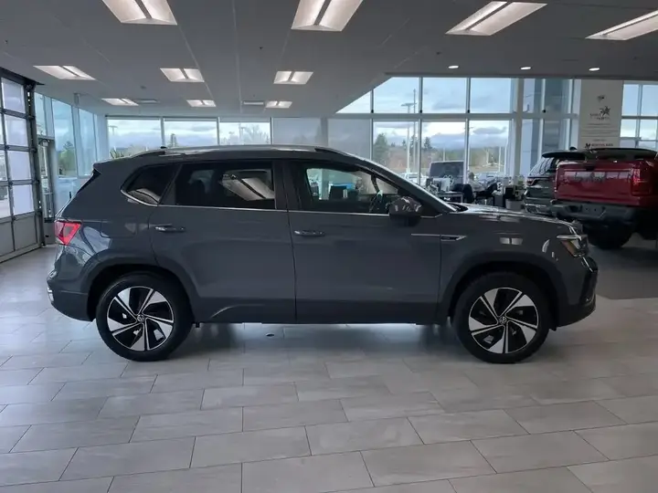 Volkswagen Taos 2024 photo 5