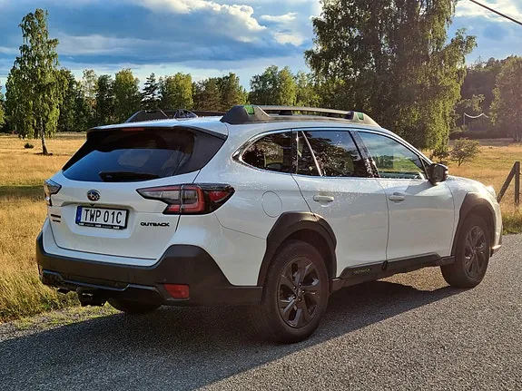 Subaru Outback 2021 photo 2