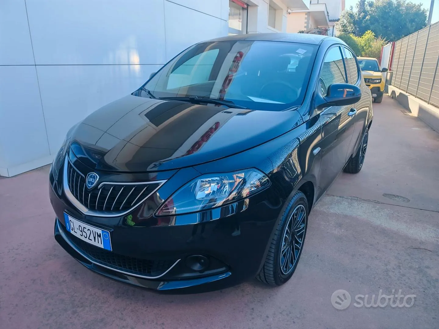 Lancia Ypsilon 2022 photo 2