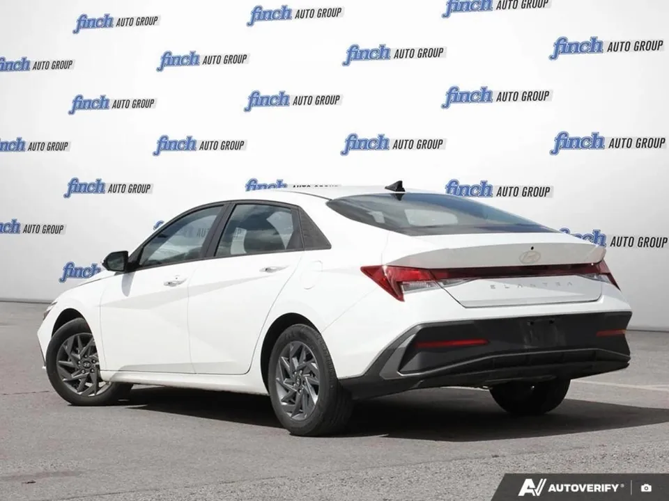 Hyundai Elantra 2024 photo 2