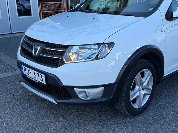 Dacia Sandero Stepway 2015 photo 3