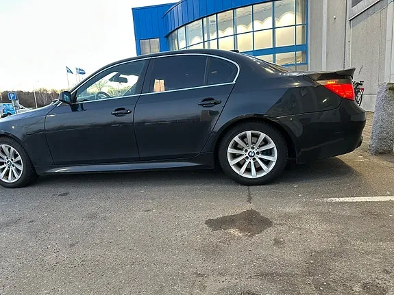BMW 525D 2009 photo 2