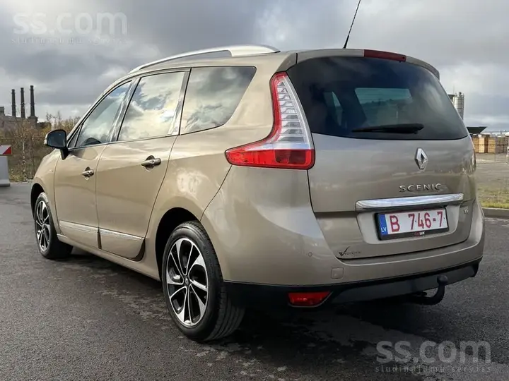 Renault Scenic 2014 photo 2