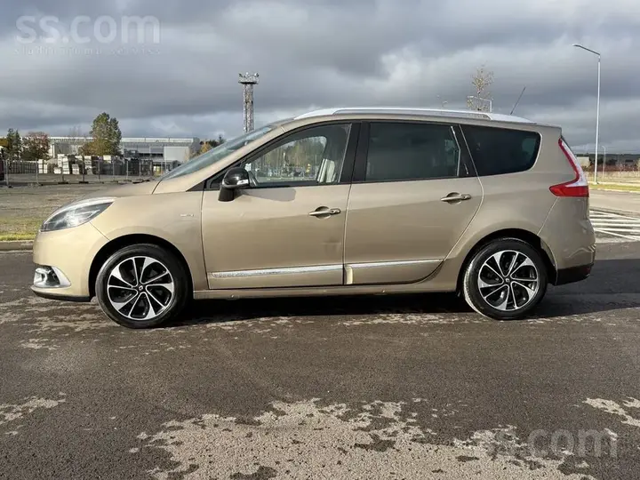Renault Scenic 2014 photo 5