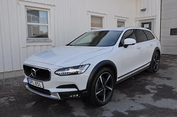 Volvo V90 Cross Country 2019 photo 4