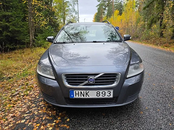 Volvo V50 2009 photo 2