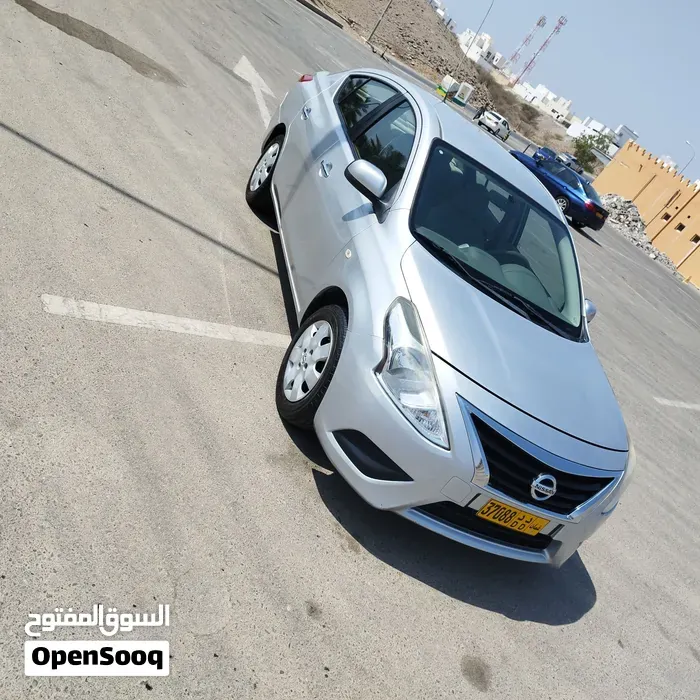 Nissan Sunny 2022 photo 2