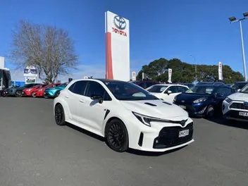 Toyota Corolla 2025 photo 2