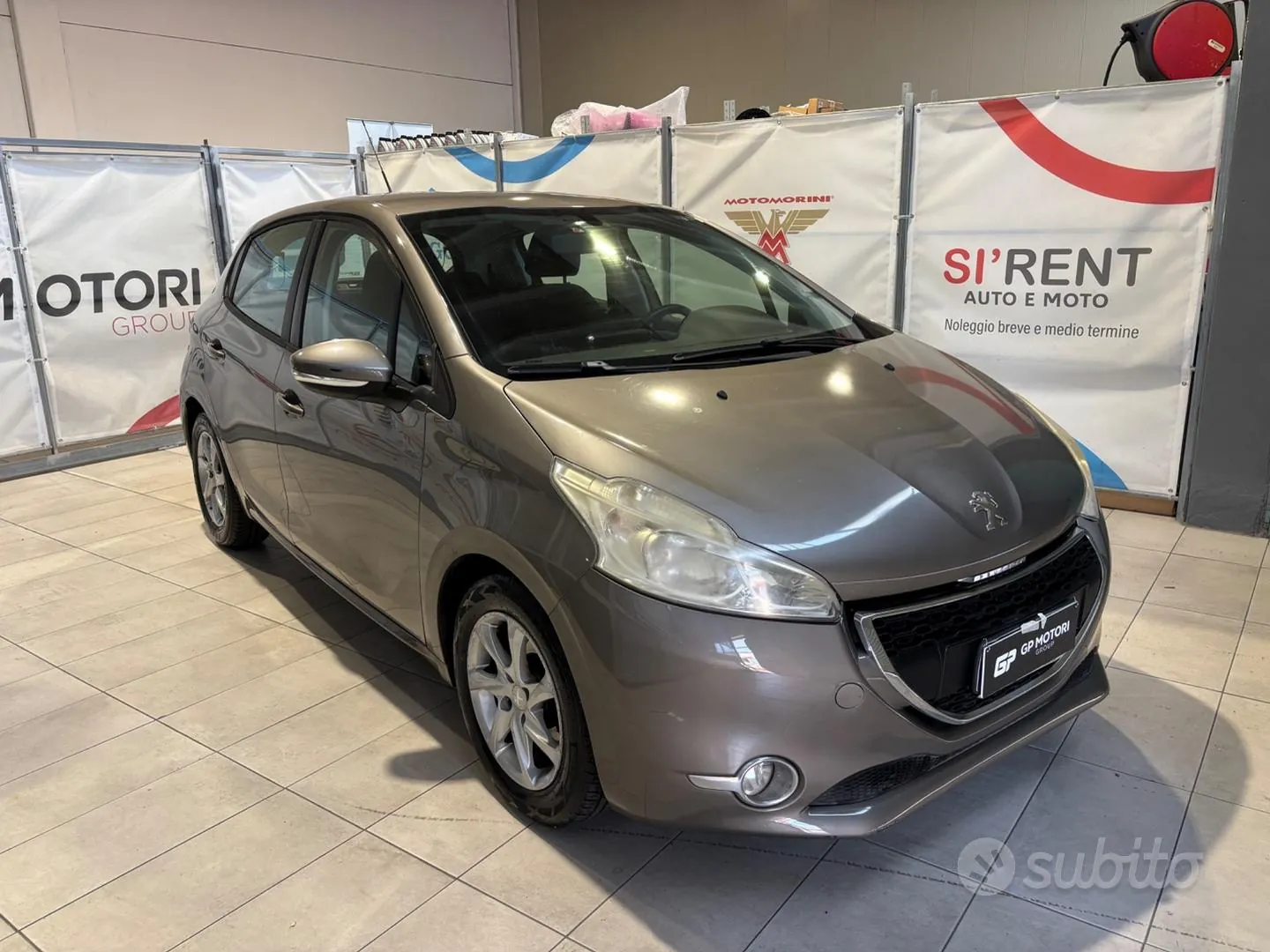 Peugeot 208 2012 photo 3