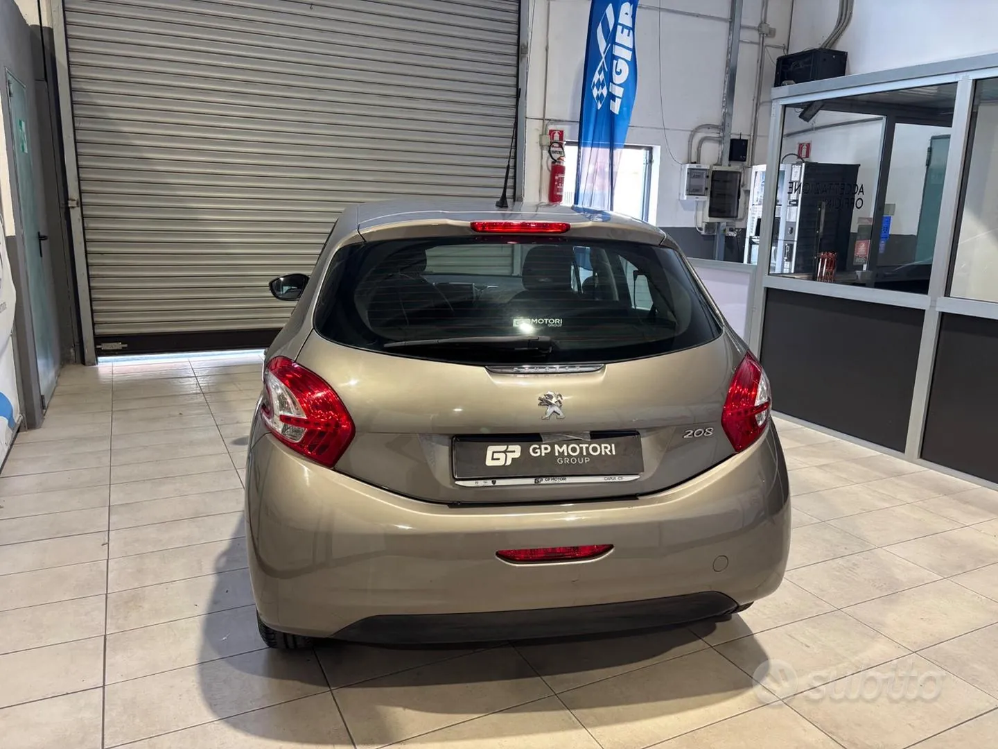 Peugeot 208 2012 photo 5