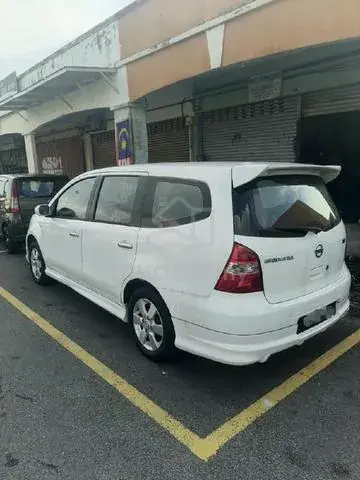 Nissan Grand Livina