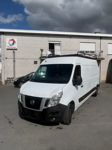 Nissan Nv400