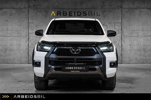 Toyota Hilux 2023 photo 2
