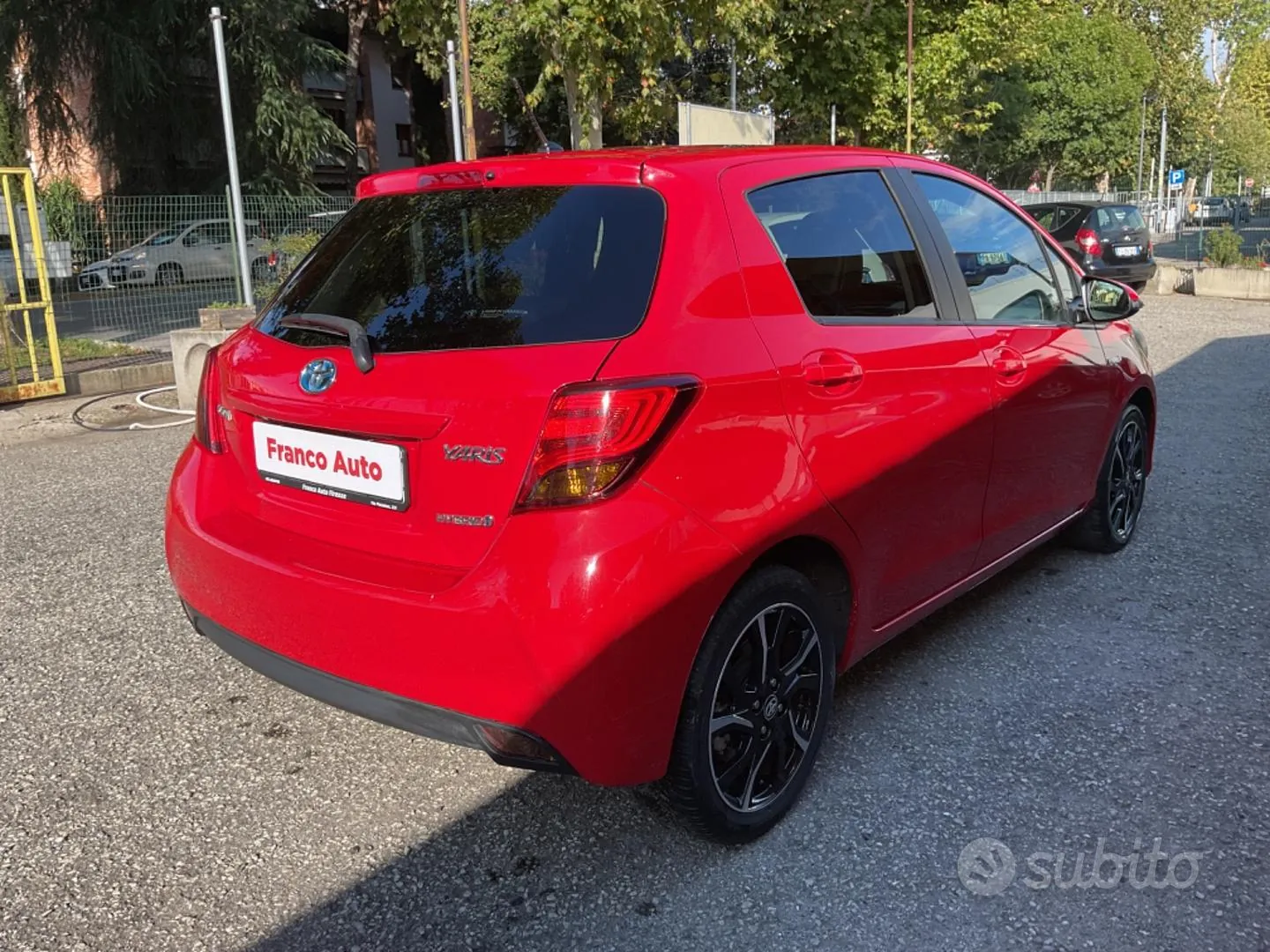 Toyota Yaris 2016 photo 4