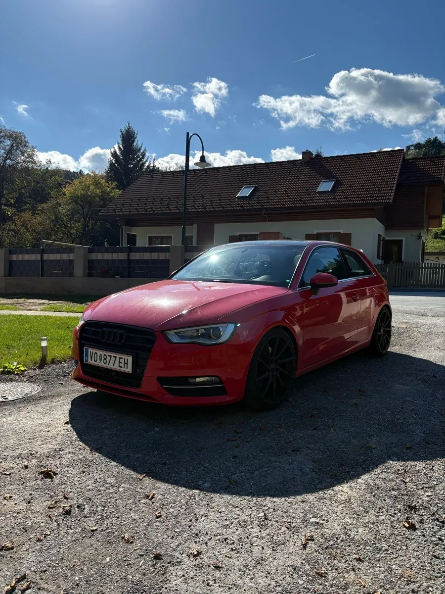 Audi A3 2012 photo 2