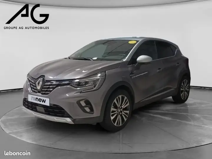 Renault Captur 2023 photo 2