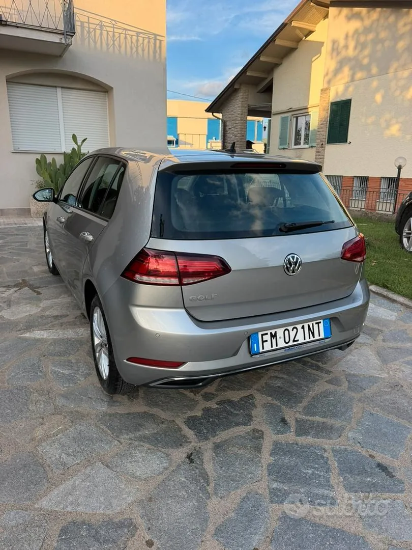 Volkswagen Golf 2018 photo 3