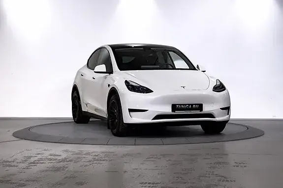 Tesla Model Y 2023 photo 4
