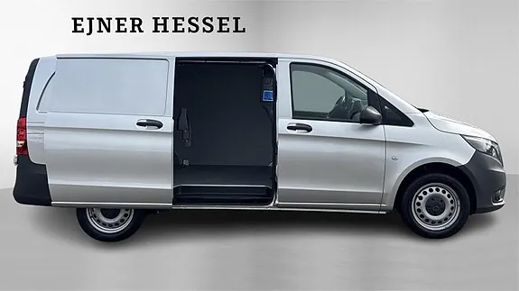 Mercedes-Benz Vito 114 2023 photo 3