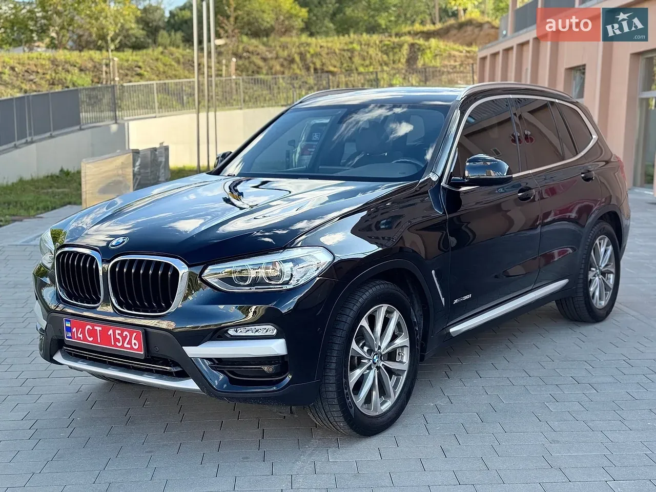 BMW X3 2018 photo 2