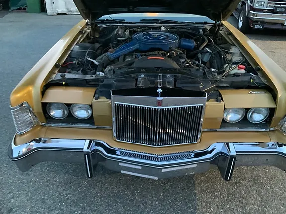 Lincoln Continental 1976 photo 5
