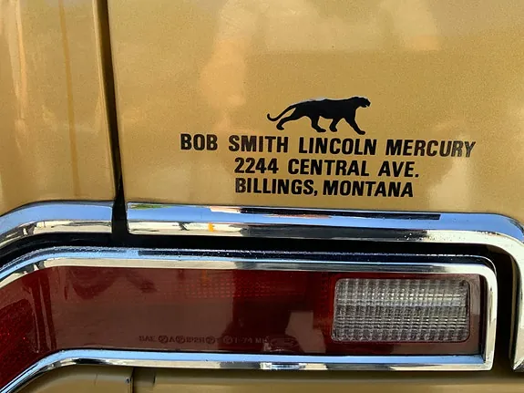 Lincoln Continental 1976 photo 4
