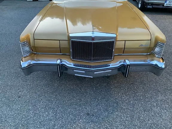 Lincoln Continental 1976 photo 3