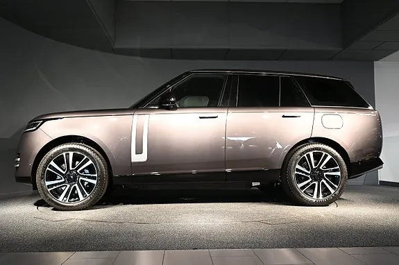 Land Rover Range Rover 2026 photo 3