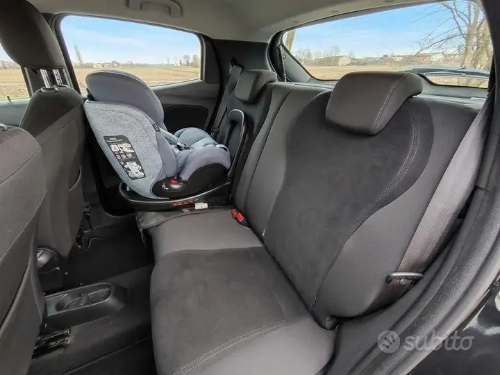 Lancia Ypsilon 2015 photo 5
