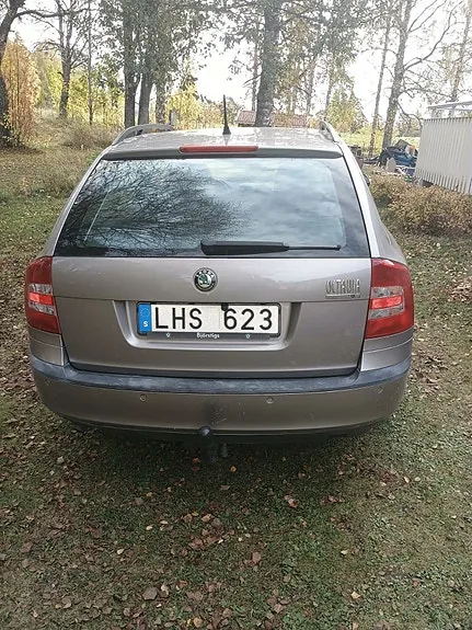 Skoda Octavia 2008 photo 3